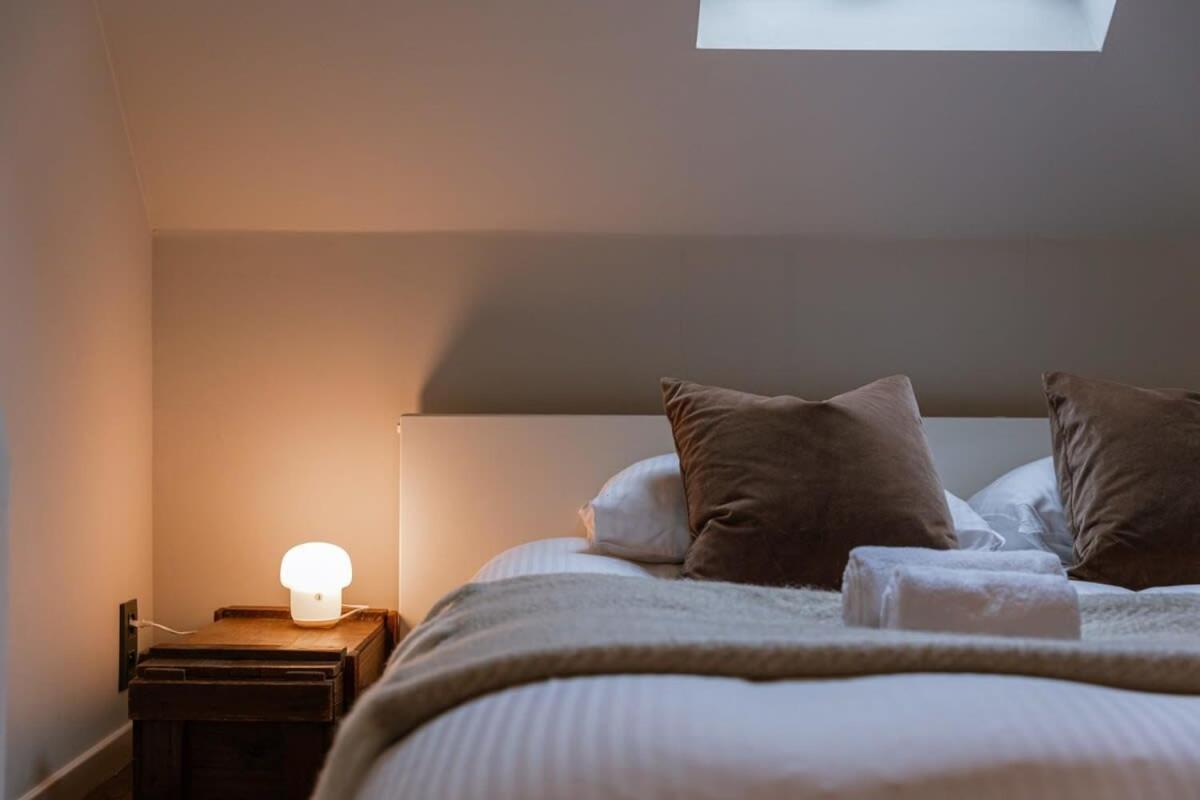 Huswell - Charming Urban Retreat, 15 Minutes From Station Vakantiehuis *