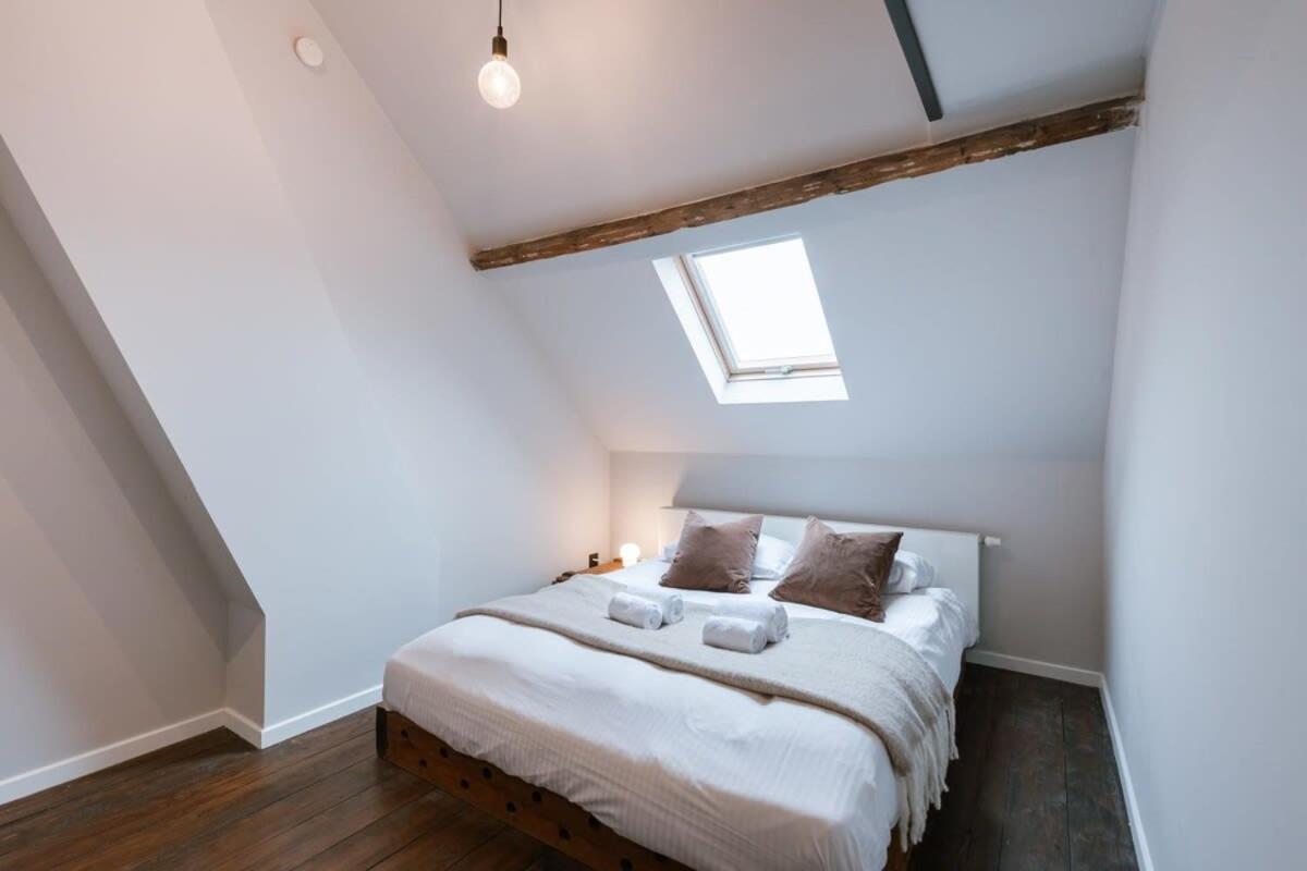 Huswell - Charming Urban Retreat, 15 Minutes From Station Antwerpen